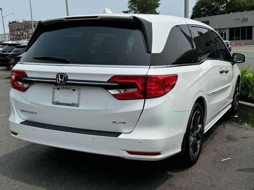 2024 Honda Odyssey Elite