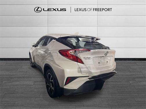 2021 Toyota C-HR XLE