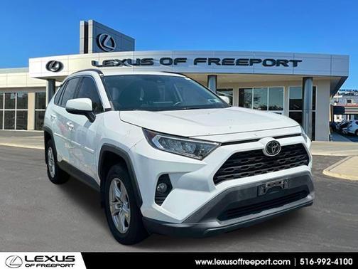 2020 Toyota RAV4 XLE