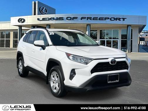 2020 Toyota RAV4 XLE
