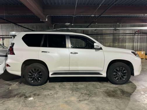 2022 Lexus GX 460 Base