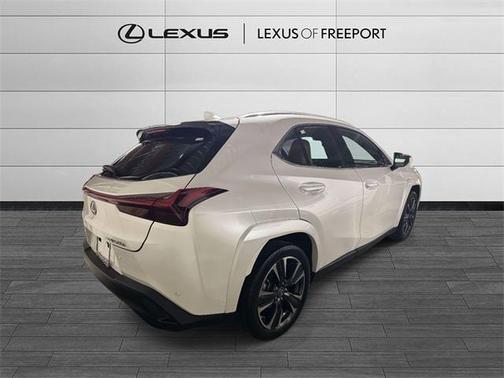2023 Lexus UX 250h Base