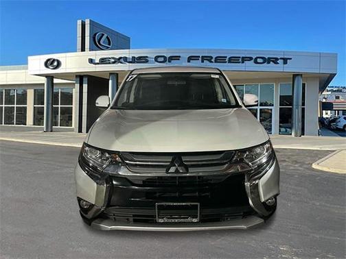 2017 Mitsubishi Outlander SE
