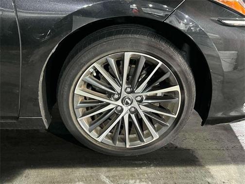 2022 Lexus ES 350 Base