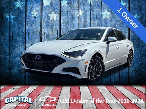 2022 Hyundai SONATA SEL
