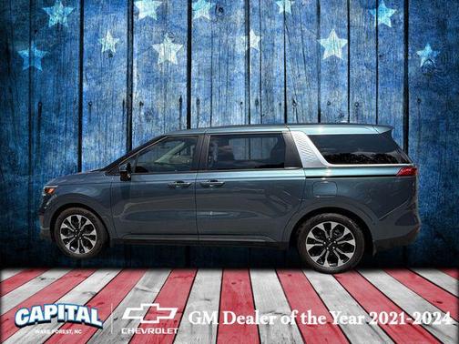 2024 Kia Carnival EX