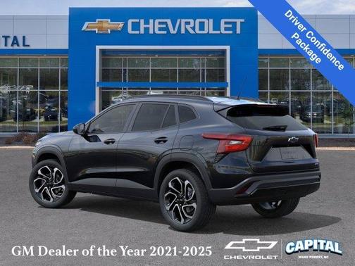 Mosaic Black Metallic 2026 Chevrolet Trax 2RS