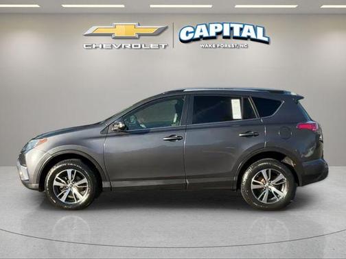Magnetic Gray Metallic 2018 Toyota RAV4 XLE
