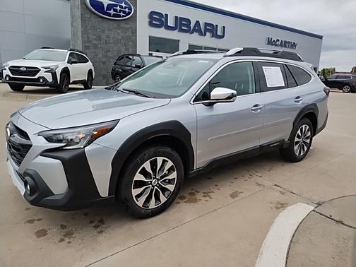 2025 Subaru Outback Touring