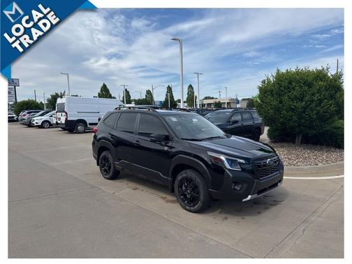 Crystal Black Silica 2024 Subaru Forester WILDERNESS