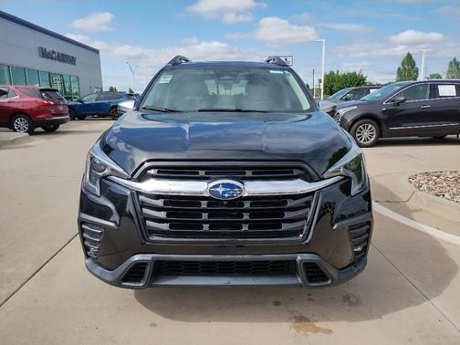 Crystal Black Silica 2023 Subaru Ascent Limited