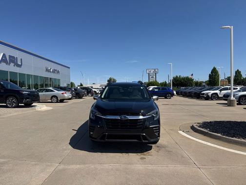 Crystal Black Silica 2023 Subaru Ascent Limited