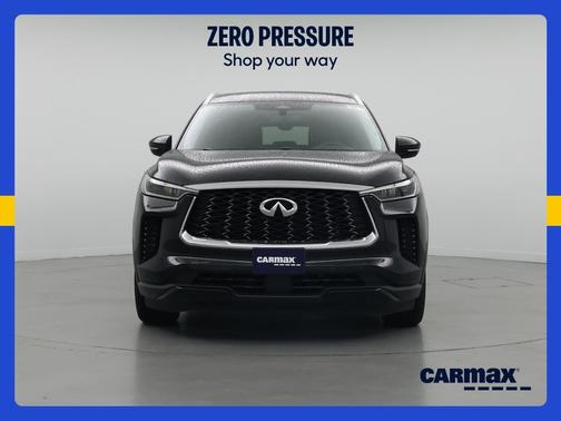 Black 2023 INFINITI QX60 Luxe