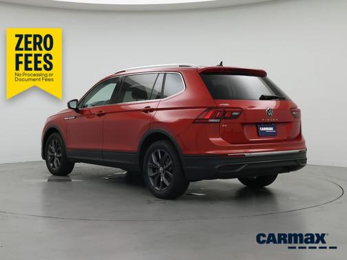 Red 2022 Volkswagen Tiguan SE