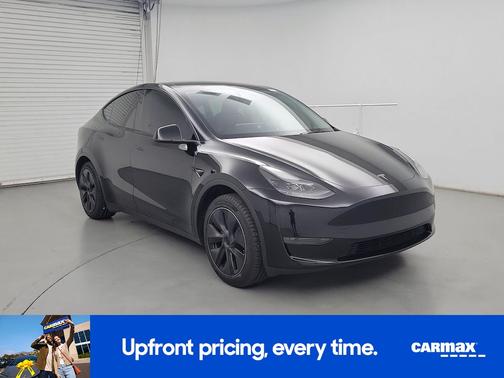 Black 2025 Tesla Model Y Long Range
