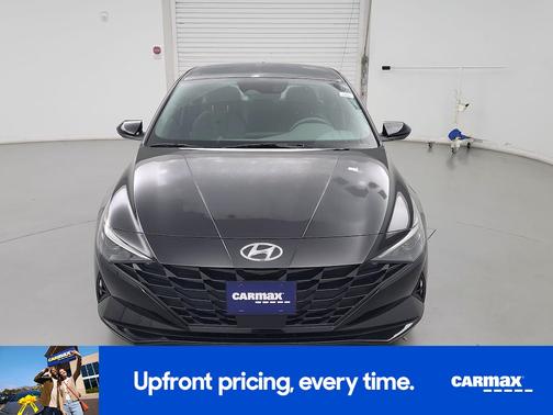 Black 2023 Hyundai ELANTRA SEL