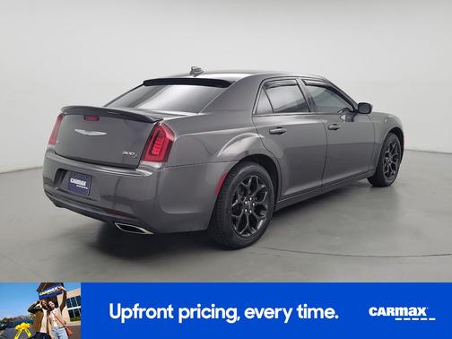2019 Chrysler 300 S