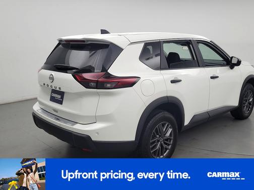 White 2024 Nissan Rogue S