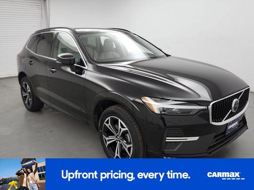 2022 Volvo XC60 B5 Momentum