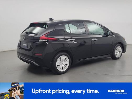 Black 2025 Nissan Leaf S