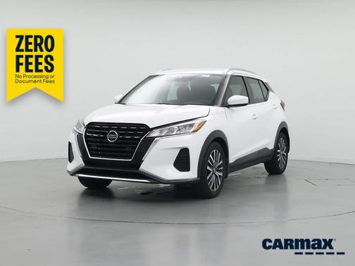 White 2021 Nissan Kicks SV