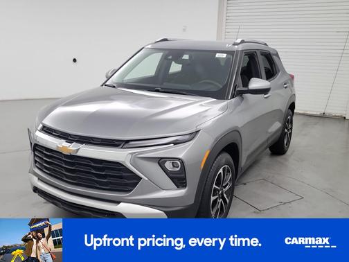 Gray 2025 Chevrolet Trailblazer LT