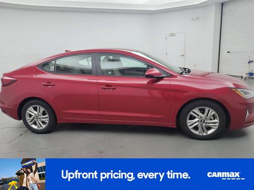 Red 2019 Hyundai ELANTRA SEL