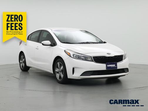 White 2018 Kia Forte LX