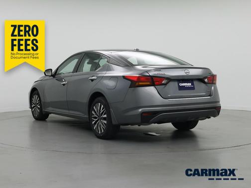 Gray 2023 Nissan Altima SV