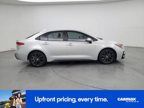 Silver 2023 Toyota Corolla SE