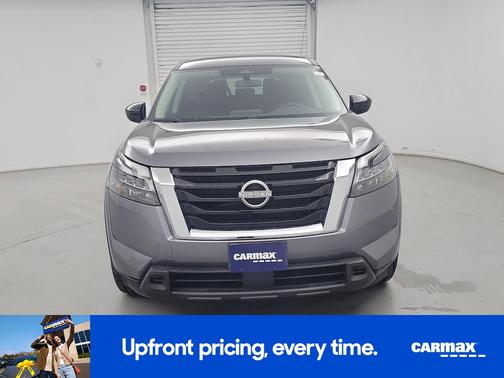 2024 Nissan Pathfinder S