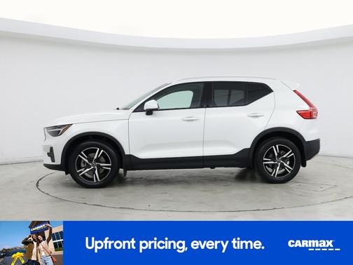 2023 Volvo XC40 B4 Core