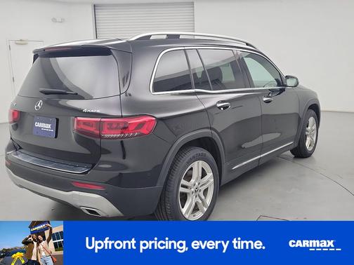 Black 2023 Mercedes-Benz GLB 250
