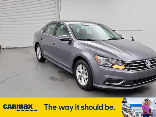 2016 Volkswagen Passat S