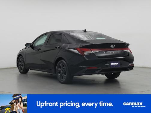 Black 2023 Hyundai ELANTRA SEL