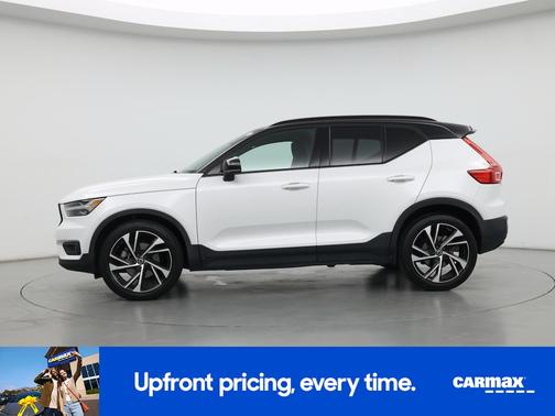 2021 Volvo XC40 T5 R-Design