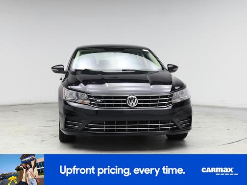 2017 Volkswagen Passat R-Line