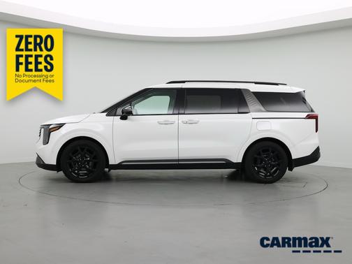 White 2025 Kia Carnival SX Prestige