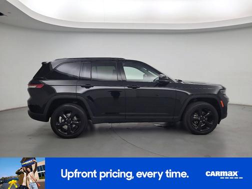 Black 2023 Jeep Grand Cherokee Altitude