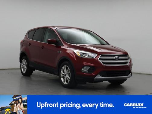 Red 2019 Ford Escape SE