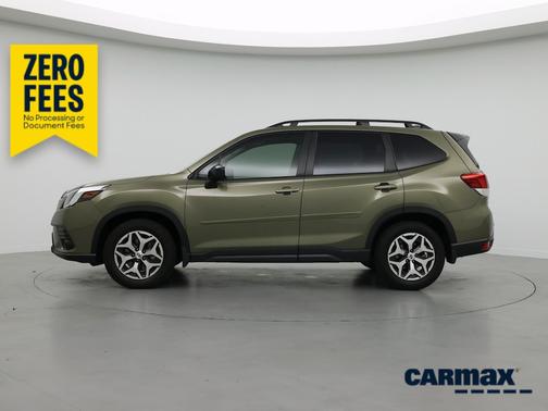 Green 2024 Subaru Forester Premium