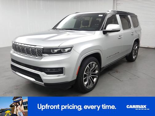 Silver 2022 Jeep Grand Wagoneer Series III