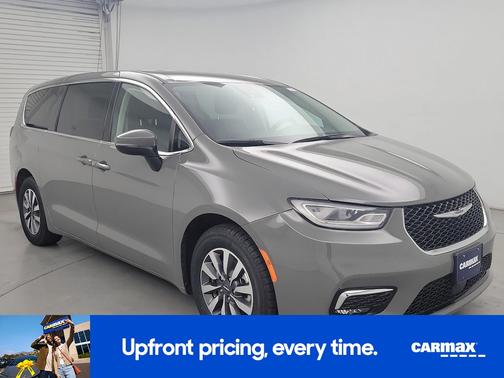 Gray 2023 Chrysler Pacifica Hybrid Touring L