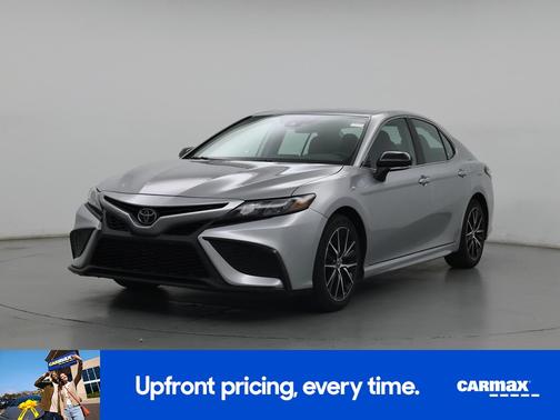 Silver 2024 Toyota Camry SE