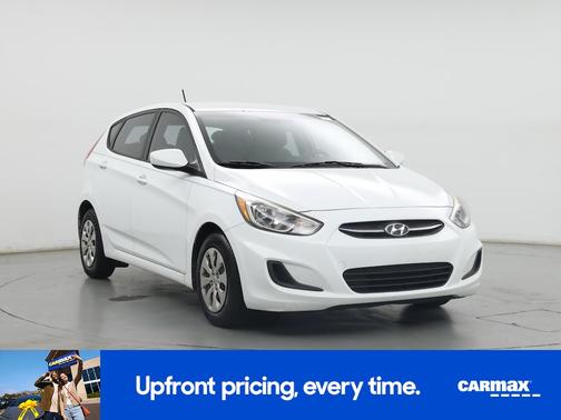 White 2016 Hyundai Accent SE