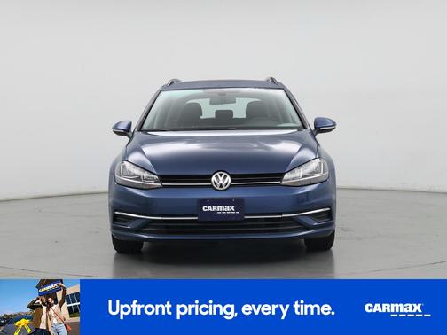 2018 Volkswagen Golf SE