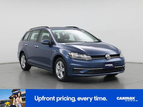 2018 Volkswagen Golf SE