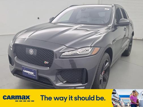 2019 Jaguar F-PACE S