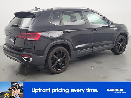 Black 2023 Volkswagen Taos SE