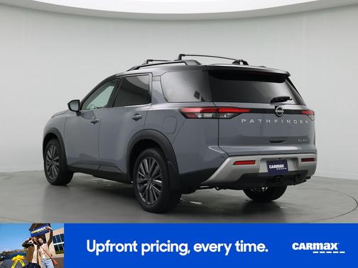 Gray 2023 Nissan Pathfinder SL
